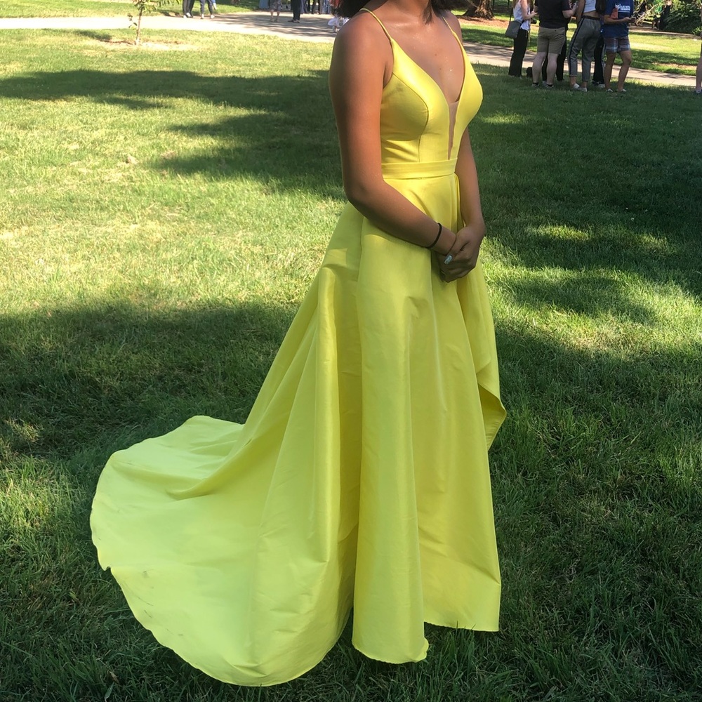 Bright yellow prom dress!